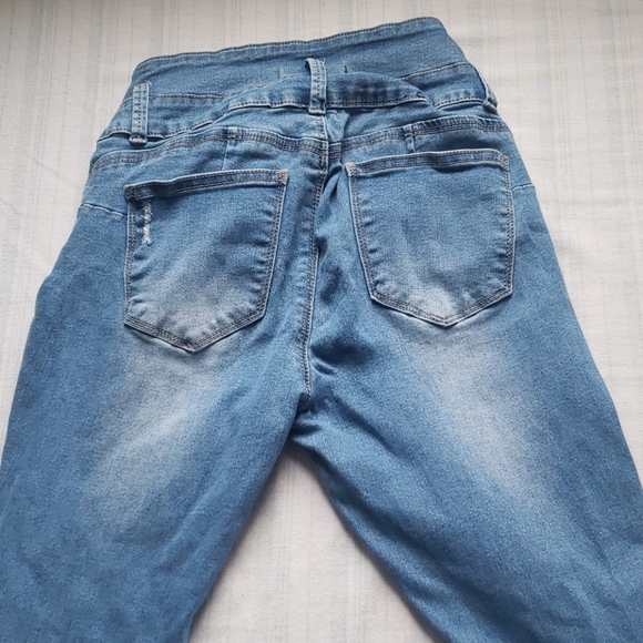 Jeans - Picture 3 of 3